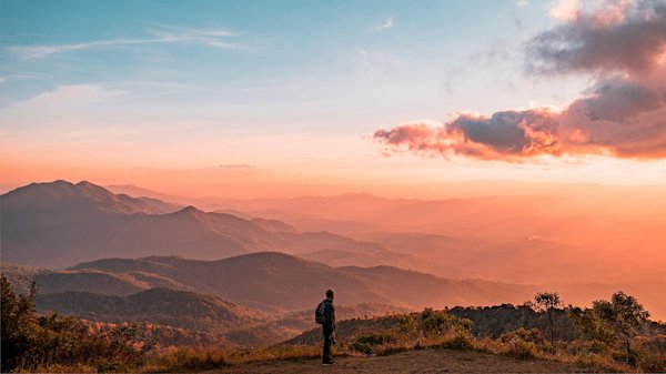 La randonnée en tant que remède naturel : des bienfaits méconnus pour votre corps et votre esprit
