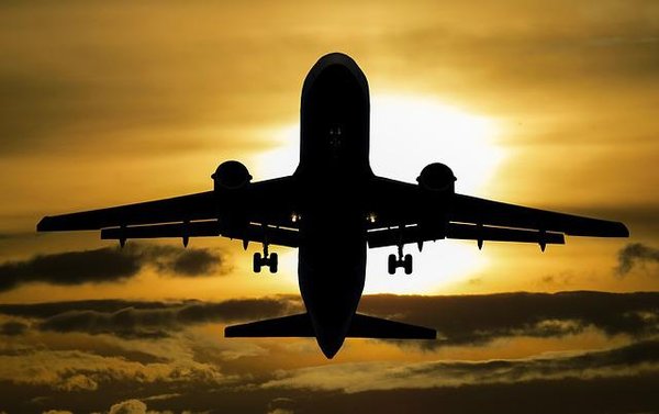 Combien coûte un petit avion de ligne ? Vérifiez les prix des compagnies aériennes